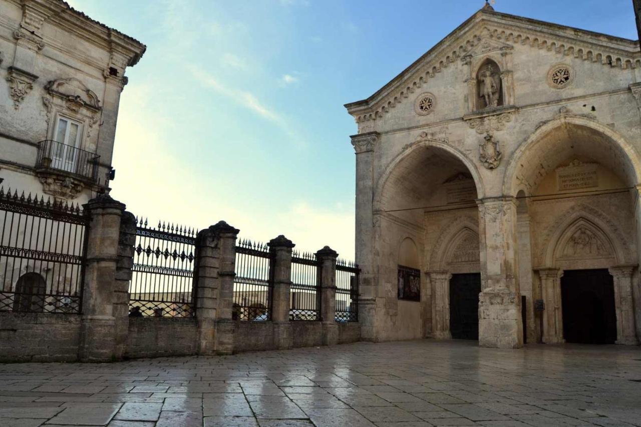 Casa Mordo Appartement Monte SantʼAngelo Buitenkant foto